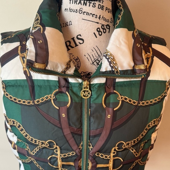 Michael Kors Bold Logo Print Puffer Vest Zip Front Equestrian Purse Straps Chain - Picture 2 of 9